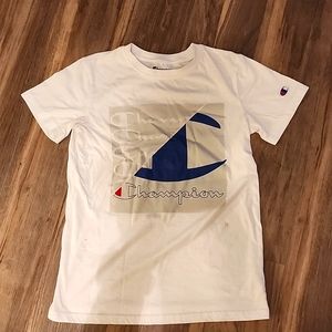 Boys Champion size M shirt